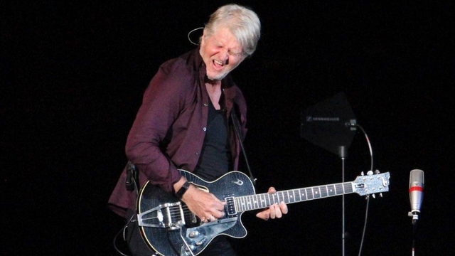Tom Cochrane Net Worth